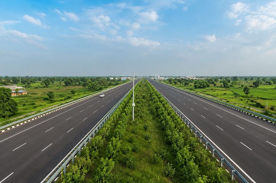 Delhi-Mumbai Expressway Link Gets Initial Approval for Uttan-Virar Sea Link, Boosting Mumbai Coastal Connectivity